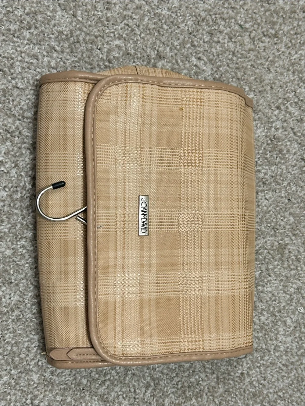 London Fog Beige Travel Jewelry Organizer